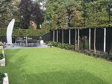 Tuin in Delden, Royal Grass van RoCa kunstgras
