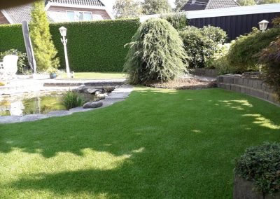 aangelegde tuin in Hengelo met RoCa kunstgras type Bloom van Royal Grass