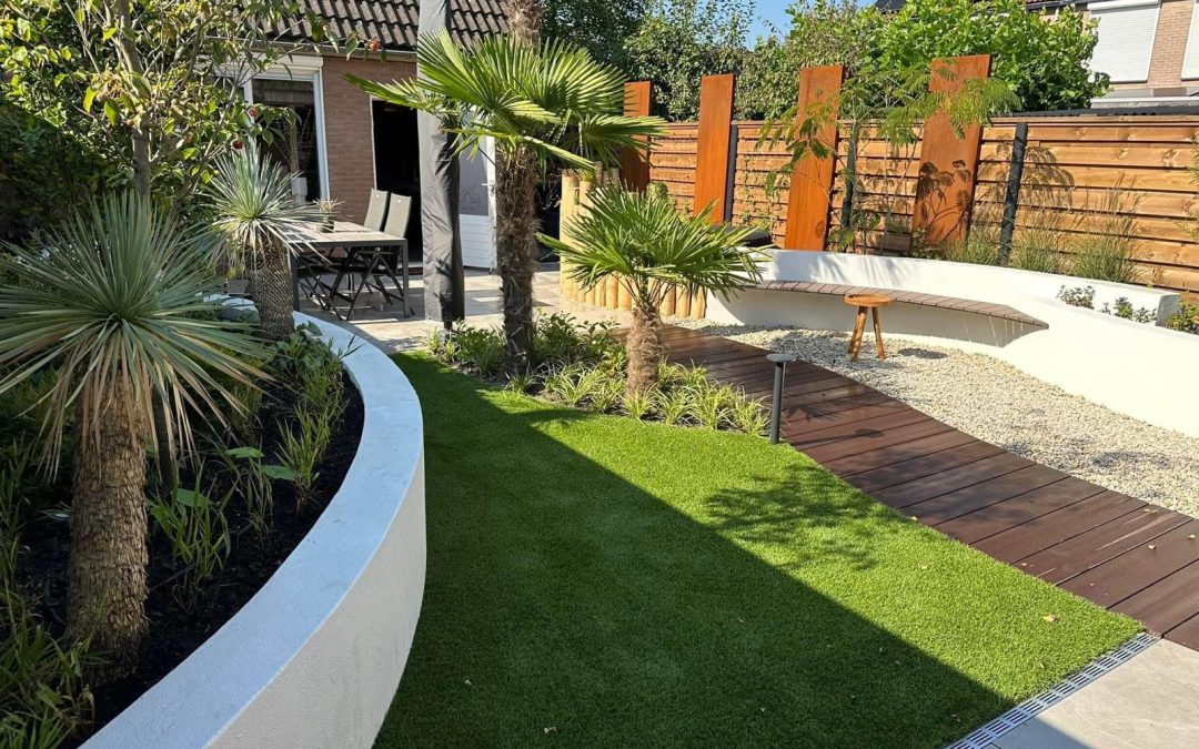 Royal Grass Bloom in een mediterrane tuin