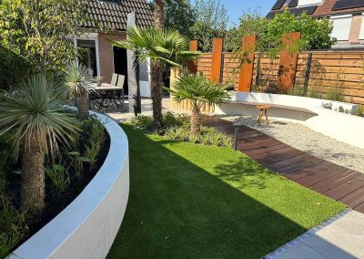 Royal Grass Bloom in een mediterrane tuin