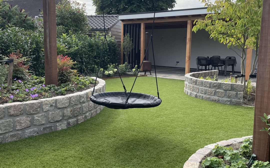 Organische vormen in kunstgras